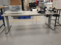 Bureautafel met sta-zit bureau - afbeelding 1 van  7