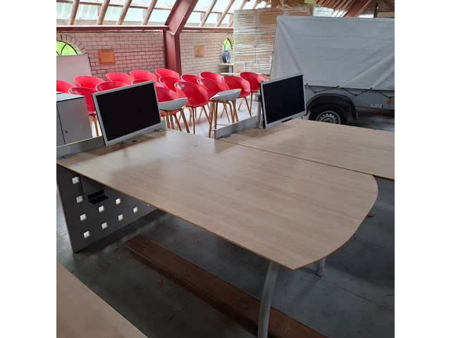 Bureautafel v.v. monitor - afbeelding 3 van  5