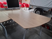 Bureautafel v.v. monitor - afbeelding 1 van  4