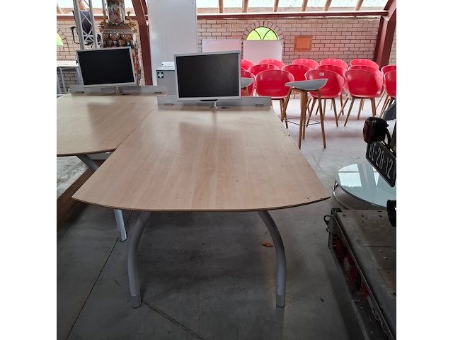 Bureautafel v.v. monitor - afbeelding 2 van  4