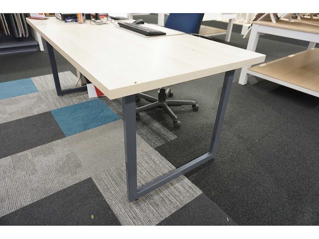 Bureautafel - afbeelding 2 van  3