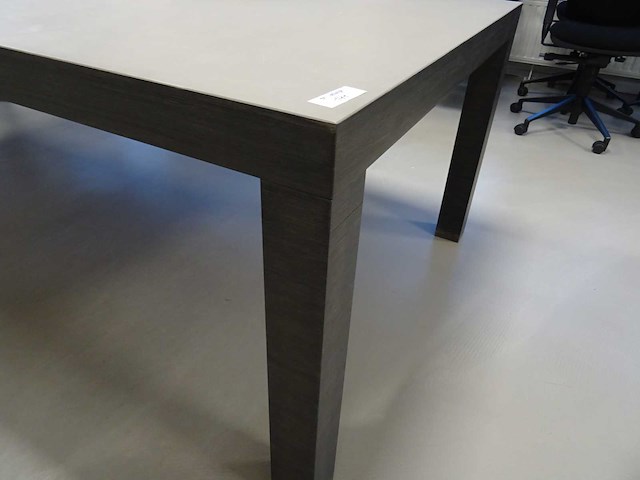 Bureautafel - afbeelding 2 van  2
