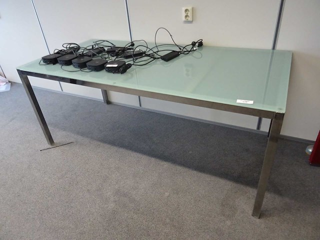 Bureautafel - afbeelding 1 van  1