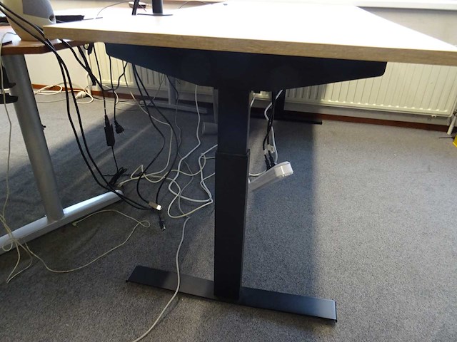 Bureautafel - afbeelding 3 van  3