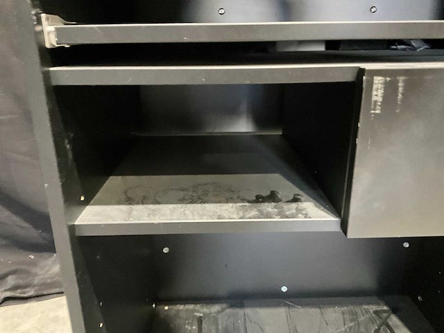 Bureautafel - afbeelding 7 van  8