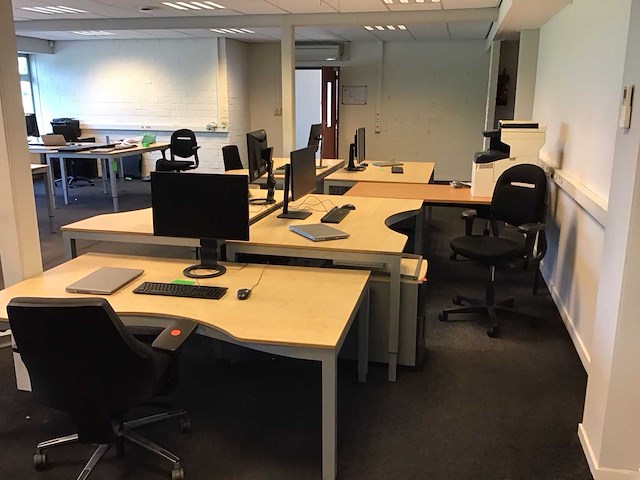 Bureautafel - afbeelding 3 van  3