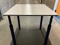 Bureautafel - afbeelding 2 van  2