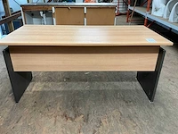 Bureautafel - afbeelding 3 van  3