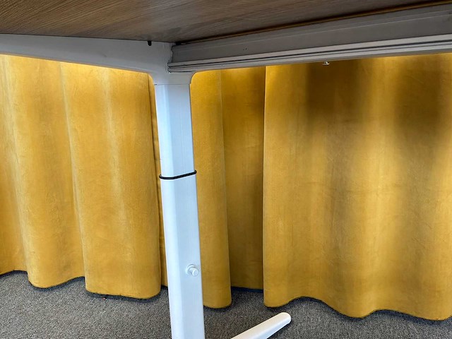 Bureautafel - afbeelding 4 van  4