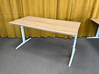 Bureautafel - afbeelding 1 van  4