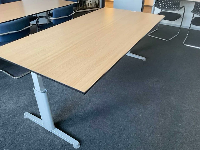 Bureautafel - afbeelding 2 van  3