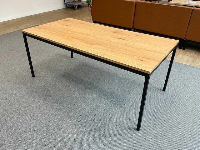 Bureautafel - afbeelding 1 van  3