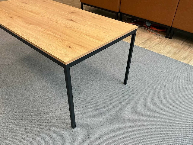 Bureautafel - afbeelding 2 van  3