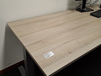 Bureautafel - afbeelding 3 van  4
