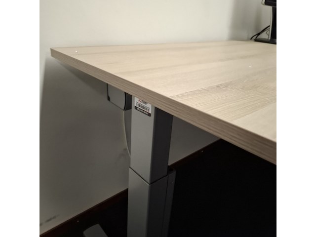 Bureautafel - afbeelding 4 van  4