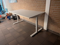 Bureautafel - afbeelding 3 van  4