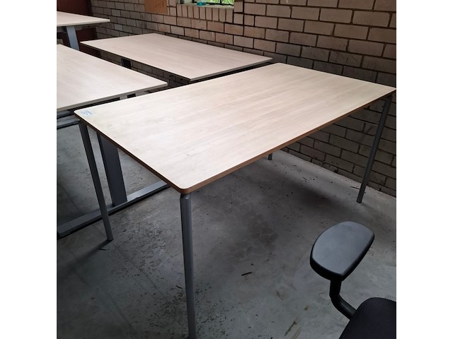 Bureautafel - afbeelding 1 van  3