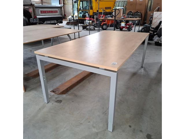 Bureautafel - afbeelding 1 van  4