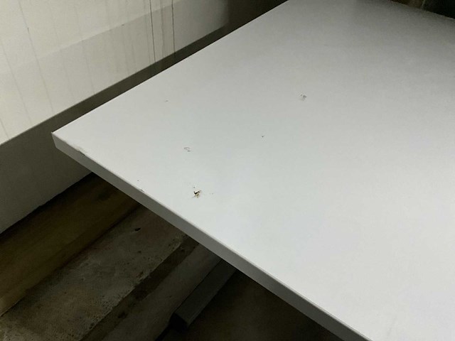 Bureautafel - afbeelding 5 van  5