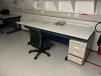 Bureautafel - afbeelding 1 van  5