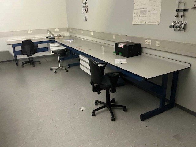 Bureautafel - afbeelding 2 van  5