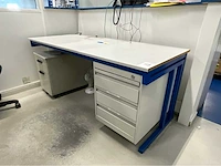 Bureautafel