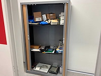 Bureautafels en archiefkasten - afbeelding 2 van  11