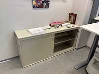 Bureautafels en archiefkasten - afbeelding 3 van  11