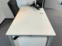 Bureautafel/werkplek - afbeelding 1 van  3