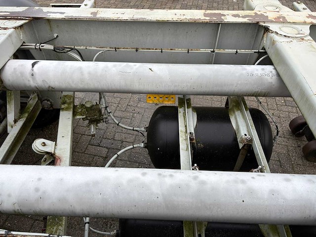 Burg - 2004 - bpo 12-27 - container trailer - afbeelding 2 van  21