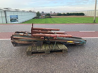 Burg hefmast - afbeelding 1 van  13