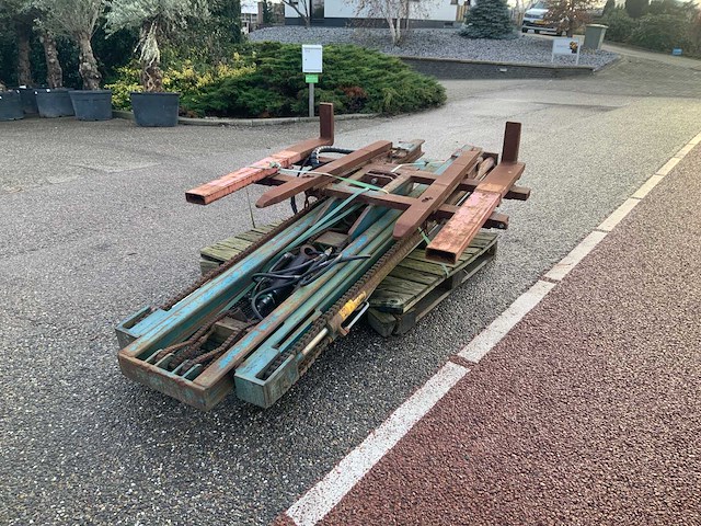 Burg hefmast - afbeelding 10 van  13