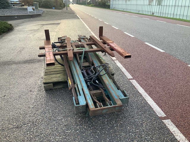 Burg hefmast - afbeelding 11 van  13