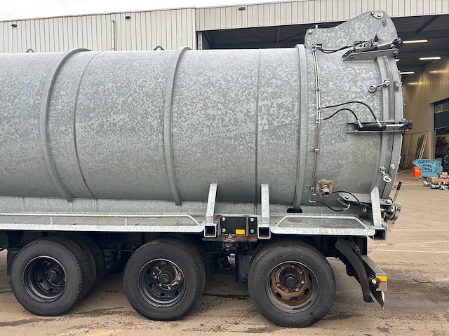 Burg – opbouw tanktrailer - 26.500 liter met hydraulische achterwand - afbeelding 25 van  72