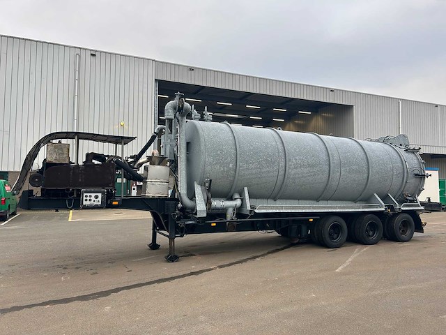 Burg – opbouw tanktrailer - 26.500 liter met hydraulische achterwand - afbeelding 31 van  72