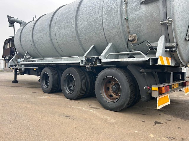 Burg – opbouw tanktrailer - 26.500 liter met hydraulische achterwand - afbeelding 35 van  72