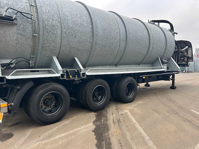 Burg – opbouw tanktrailer - 26.500 liter met hydraulische achterwand - afbeelding 38 van  72