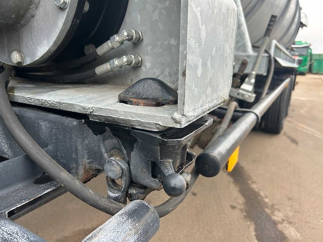 Burg – opbouw tanktrailer - 26.500 liter met hydraulische achterwand - afbeelding 43 van  72