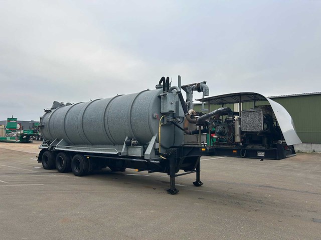 Burg – opbouw tanktrailer - 26.500 liter met hydraulische achterwand - afbeelding 34 van  72