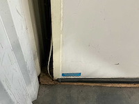 Burgers vrachtwagen geïsoleerde laadbak - afbeelding 5 van  5