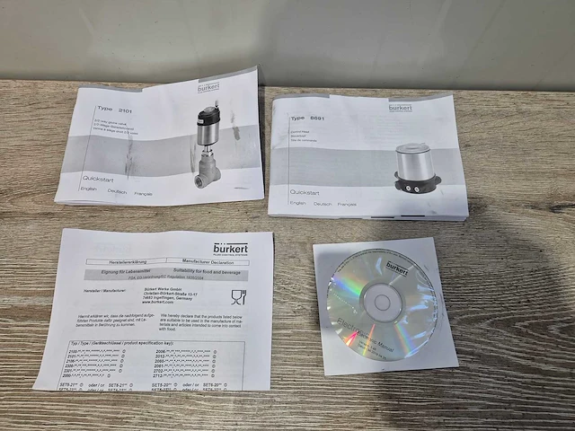 Burkert - 2101 en 8691 pneumatische procesventiel met feedback - afbeelding 1 van  6