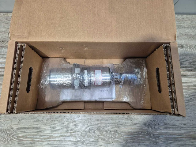 Burkert - 2101 en 8691 pneumatische procesventiel met feedback - afbeelding 1 van  2