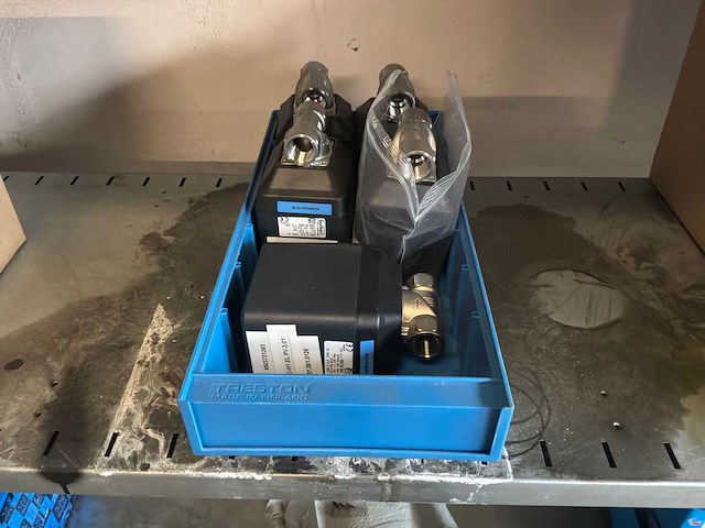 Bürkert 3285 elektrische klepafsluiter (5x) - afbeelding 4 van  4