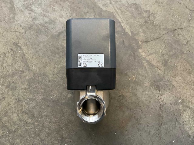 Bürkert 3285 motoraangedreven 2-weg doseerventiel (2x) - afbeelding 2 van  3