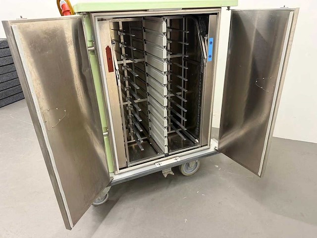 Burlodge - regeneerwagen - afbeelding 3 van  13