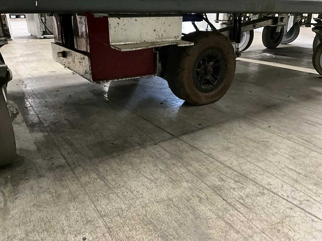 Burlodge multigen 2 elektrisch aangedreven maaltijdwagen - afbeelding 3 van  9