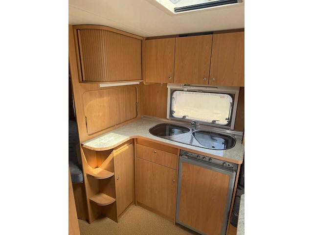 Burstner - winner 450 tf - 2008 - caravan - afbeelding 4 van  24