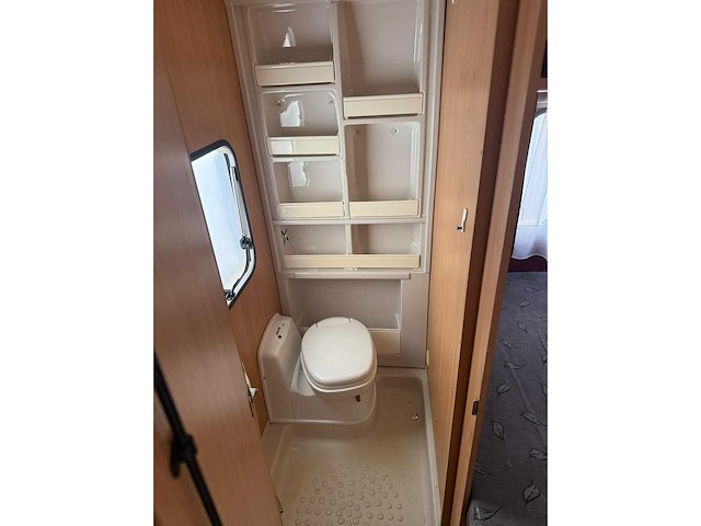 Burstner - winner 450 tf - 2008 - caravan - afbeelding 20 van  24
