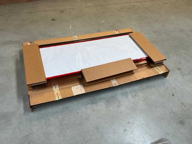 Bürstner club 82/53 raam - afbeelding 1 van  5