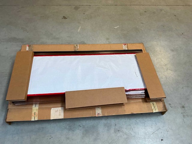 Bürstner club 82/53 raam - afbeelding 2 van  5